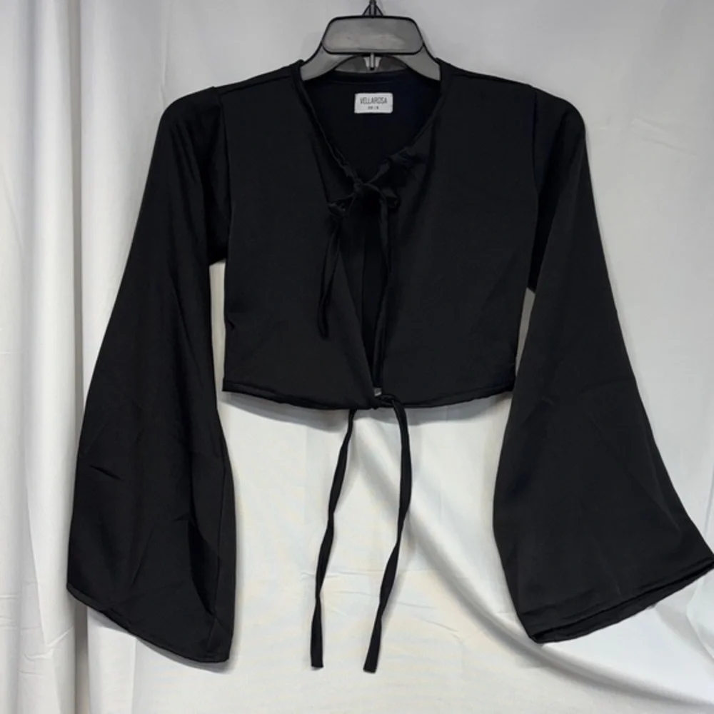 VELLAROSA two tie open front Black long Bell Sleeve Crop Top shirt top blouse xs